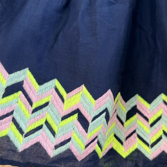 💖BUY 2 for $15💖Cat&Jack Blue Zigzag Embroidered Pattern Girl skirt size L 10/12 - Picture 2 of 6